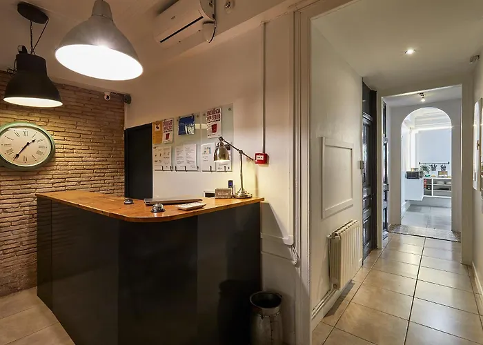 Guest house Ella Gran Via Barcelona