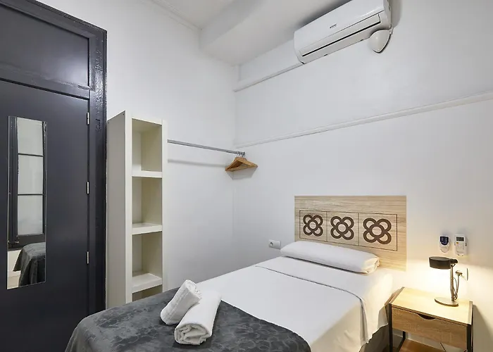 Guest house Ella Gran Via