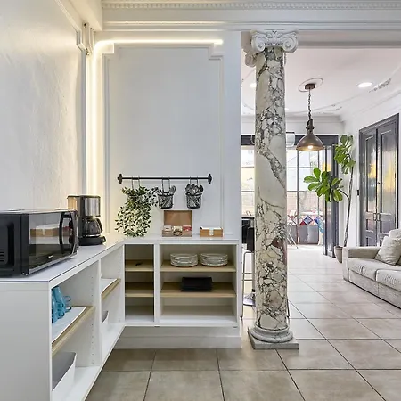 Ella Gran Via Konukevi Barselona