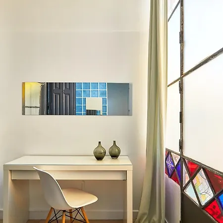 Ella Gran Via Guest house Barcelona