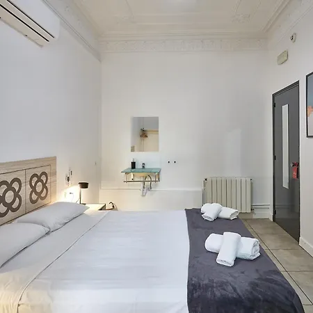 Guest house Ella Gran Via
