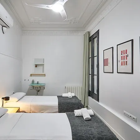 Ella Gran Via Guest house Barcelona